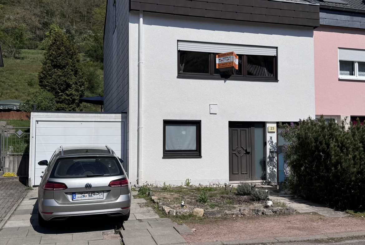 Straßenansicht